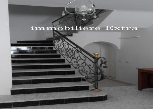 🏡 Villa de style américain à vendre – Beni Khalle