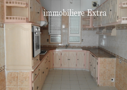 🏡 Villa de style américain à vendre – Beni Khalle